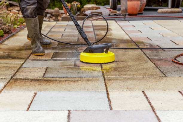 Best Pool Deck Cleaning  in Farmers Loop, AK